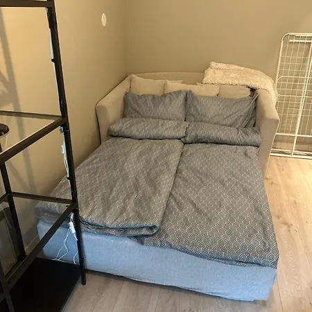 Cozy Modern With Stunning Views & Location Apartment *